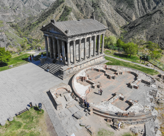 Erevan – Temple de Garni – Monastère de Geghard